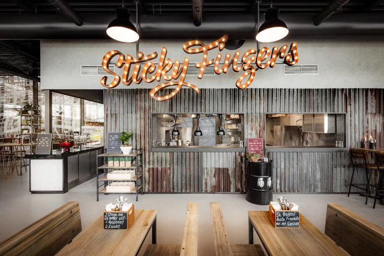 Hyatt Restaurants – Grissini and Sticky Fingers(图1)