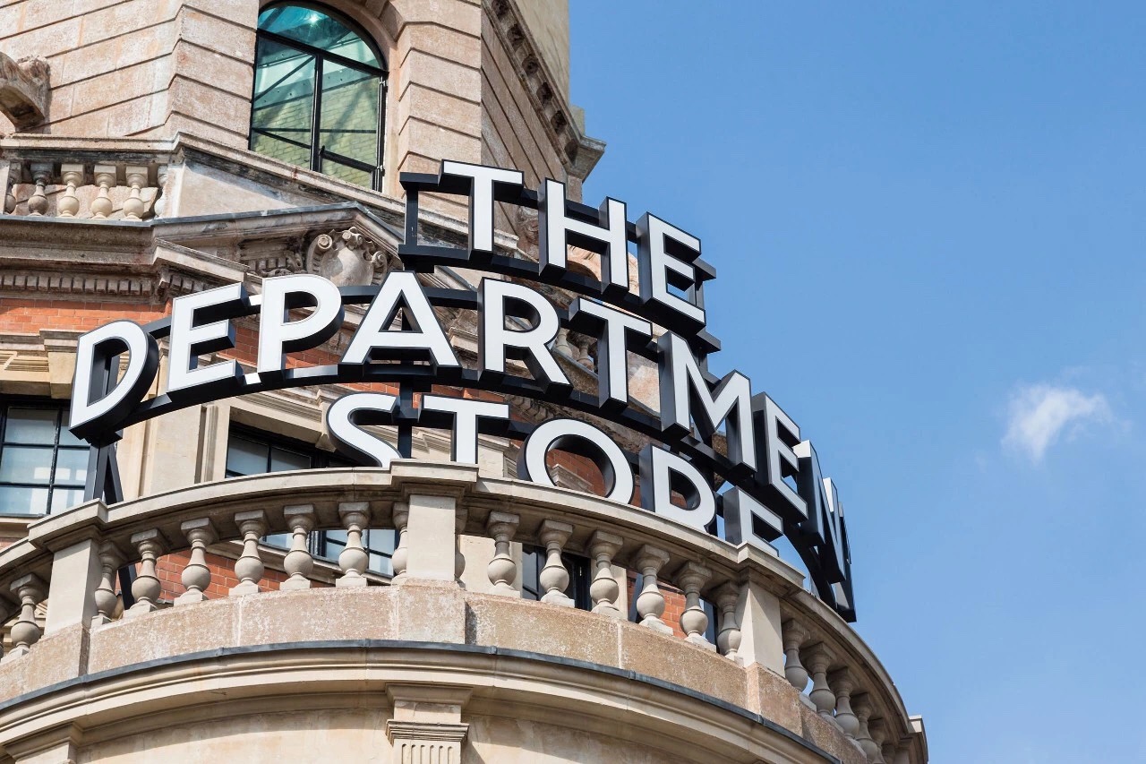Squire &amp; Partners Transform A Store into their New Headq(图4)