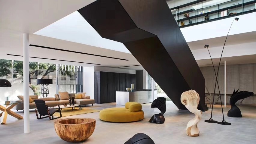 ＂Luminaire＂的展厅(图1)