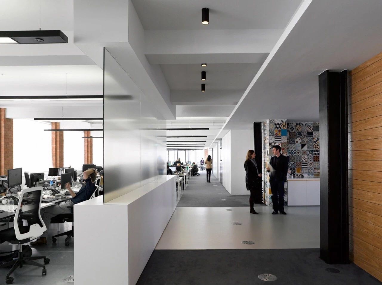 Hill+Knowlton’s Modern London Office(图6)